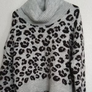 Jessica Simpson Gray and Black Leopard Cowl Neck Sweater